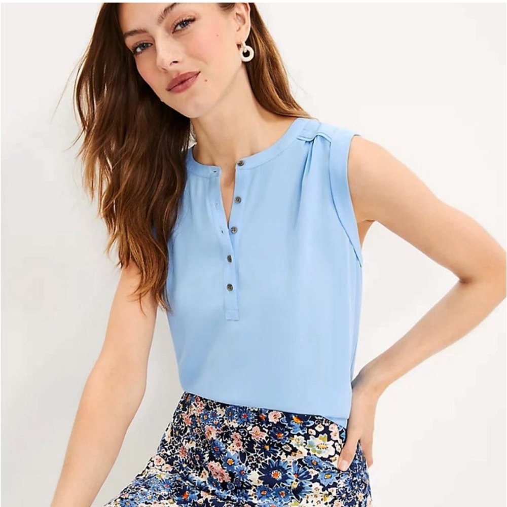 NWT Loft Blue Henley Sleeveless Shell Blouse Top, Light Blue, XL